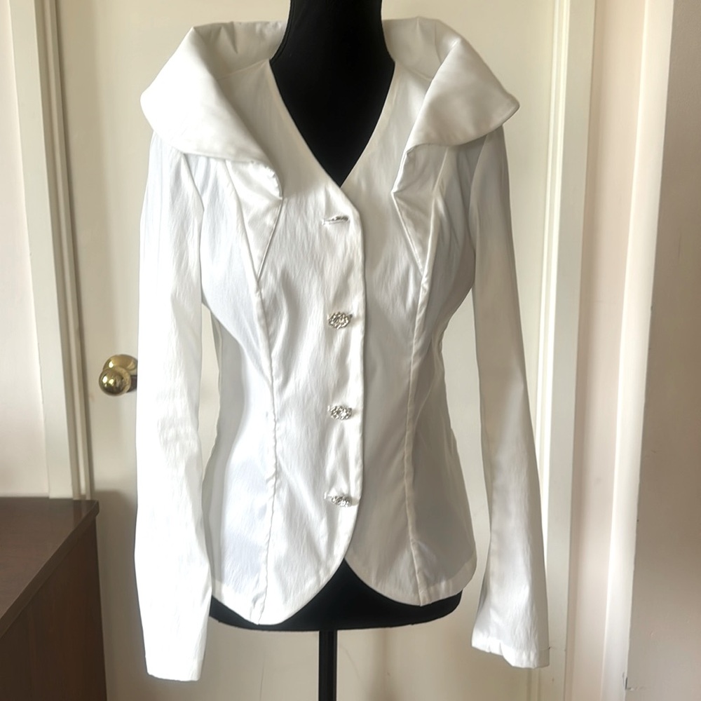 💕Samuel Dong Pearl White Structured Evening Jacket w Crystal Buttons …